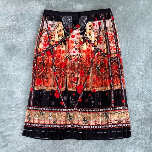 Silvian Heach Pleated Skirt - Picture 6 of 10